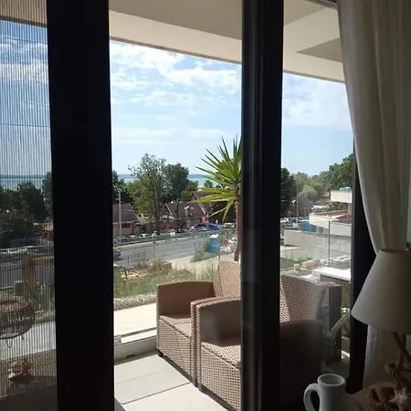 Apartament Lakeview *